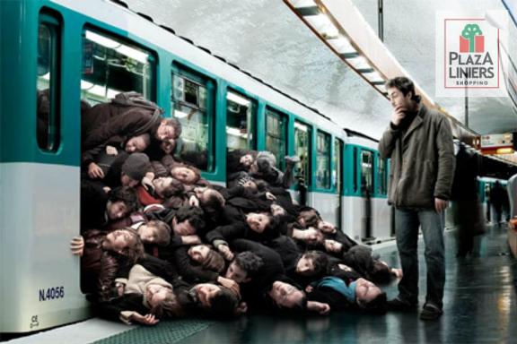 El regreso a casa. Un fotomontaje dirn muchos, una realidad... la de todos los das